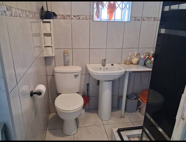 3 BEDROOM HOUSE FOR SALE IN AUSTERVILLE